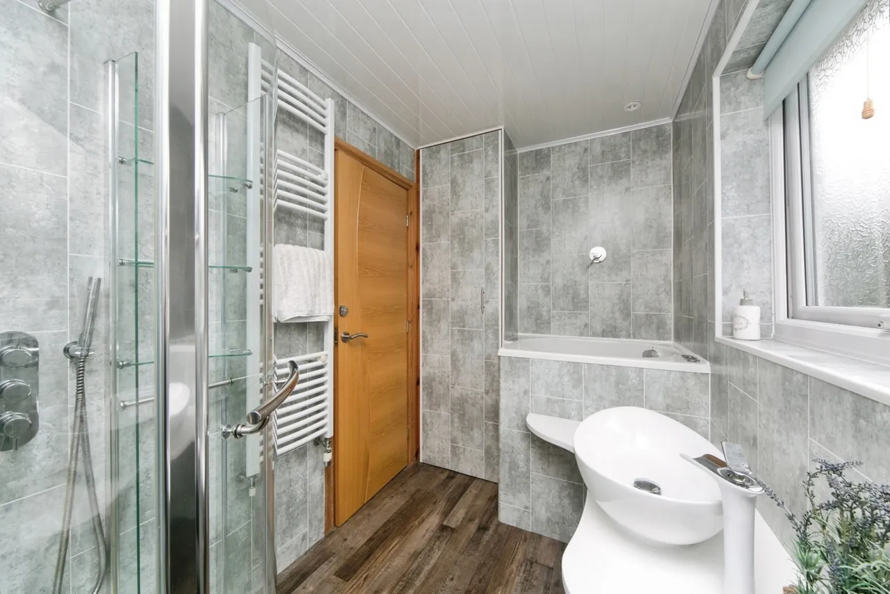 Maes Y Fron, Colwyn Bay, LL29, photo 10