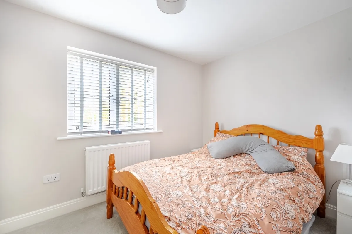 Mill Road, Epsom, KT17, photo 15