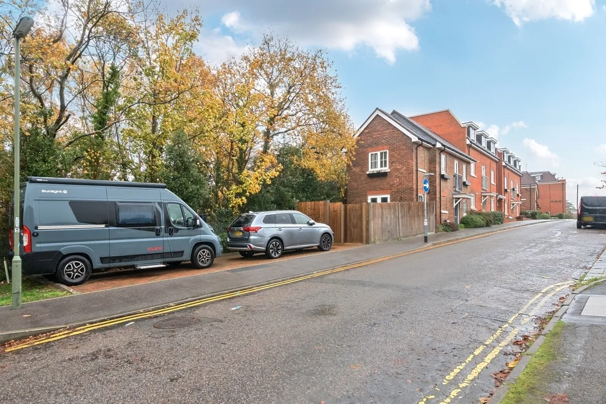 Mill Road, Epsom, KT17, photo 19