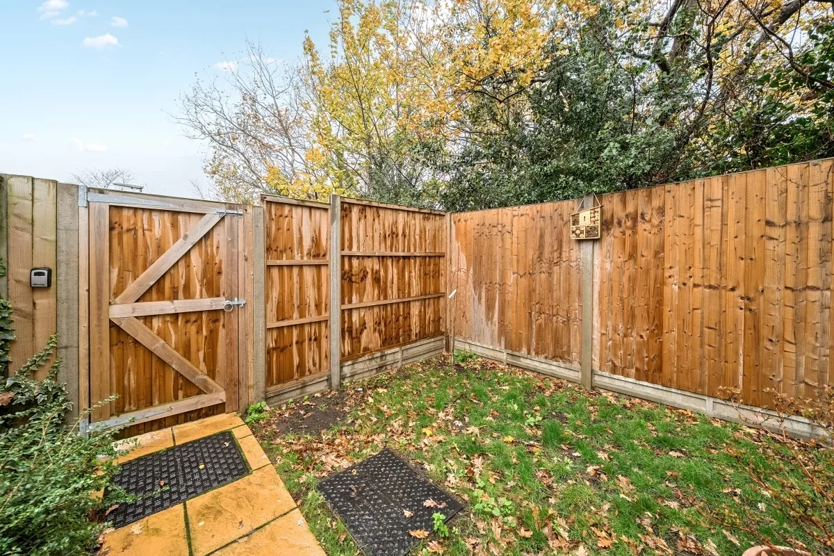 Mill Road, Epsom, KT17, photo 9