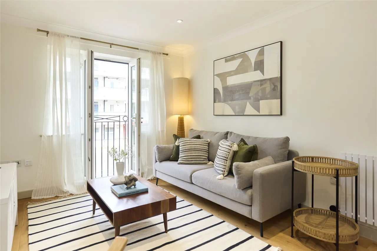 Sir Oswald Stoll Mansions, 446 Fulham Road, London, SW6, photo 4