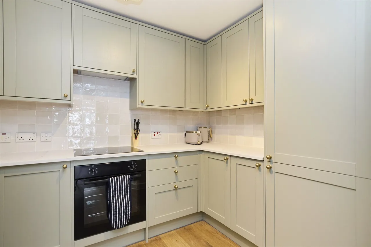 Sir Oswald Stoll Mansions, 446 Fulham Road, London, SW6, photo 9