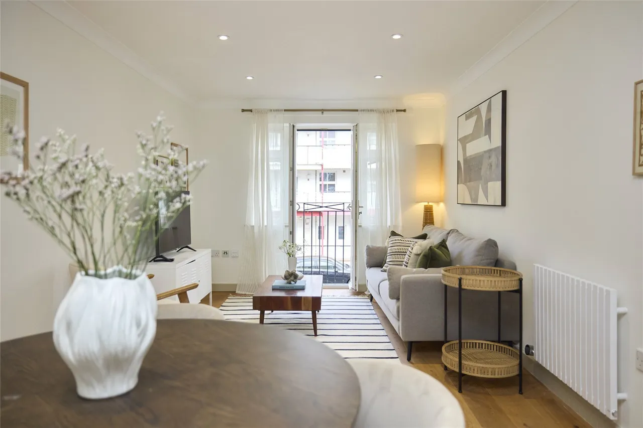 Sir Oswald Stoll Mansions, 446 Fulham Road, London, SW6, photo 5