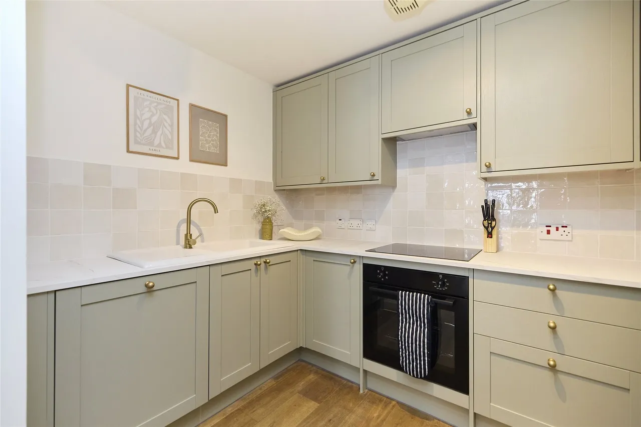 Sir Oswald Stoll Mansions, 446 Fulham Road, London, SW6, photo 8