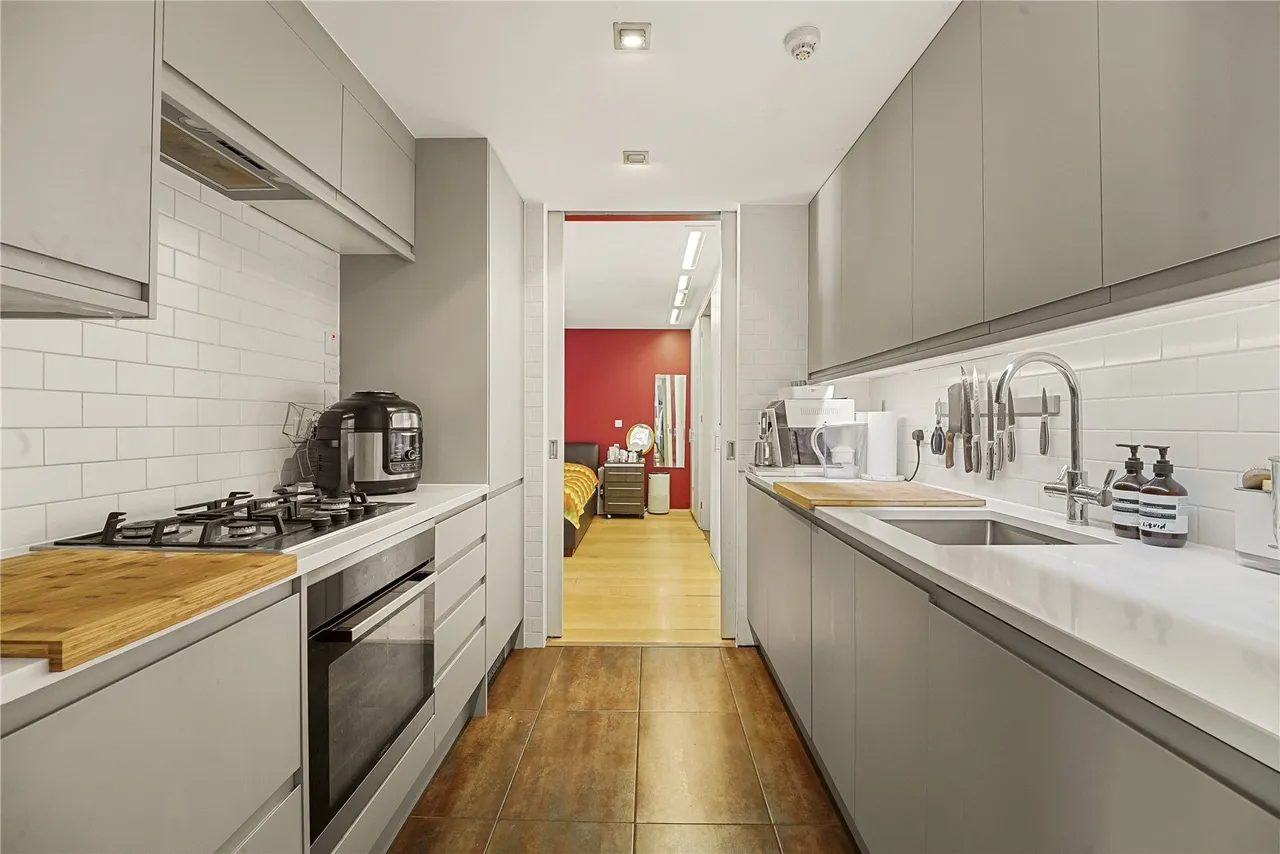 Hoxton Square, London, N1, photo 12