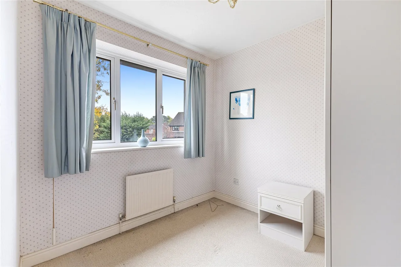 Strawberry Fields, Bisley, GU24, photo 13