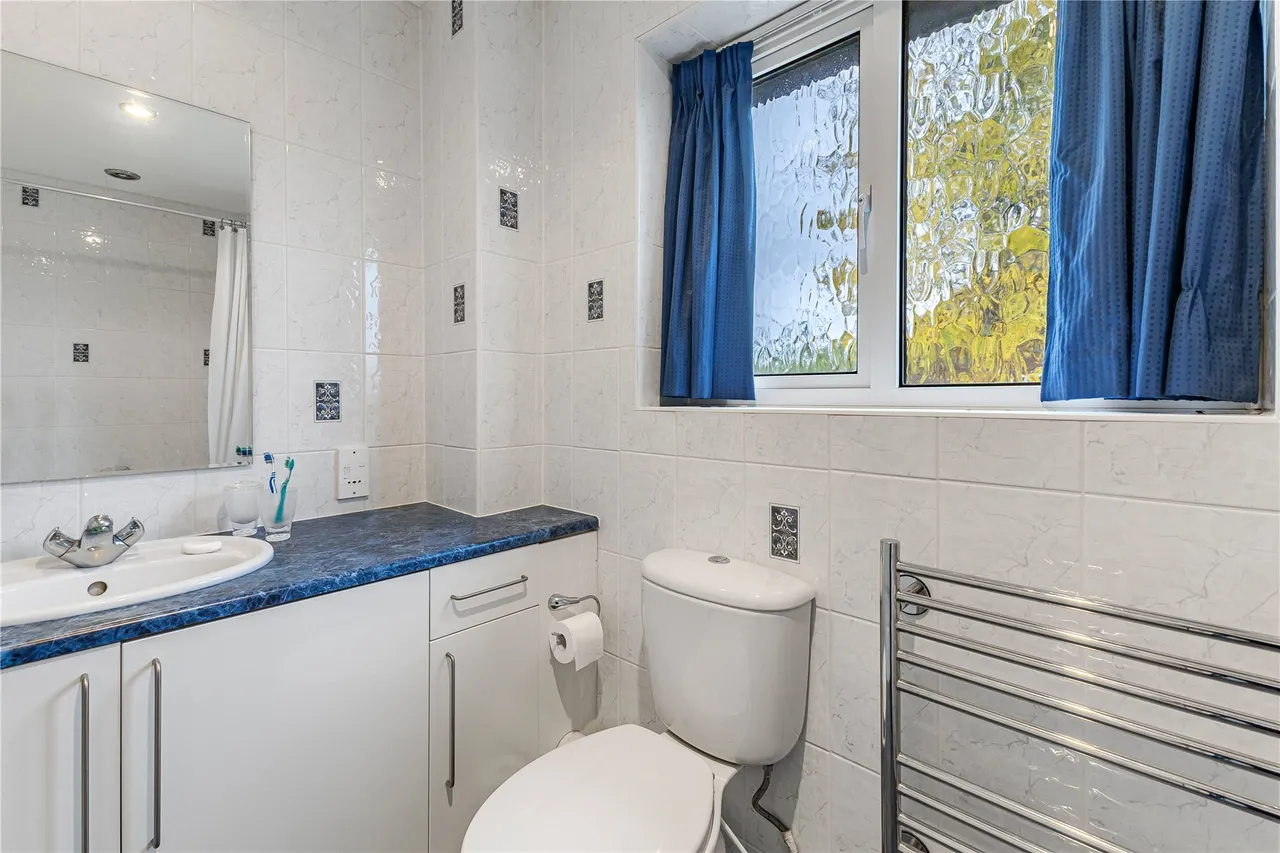 Strawberry Fields, Bisley, GU24, photo 10