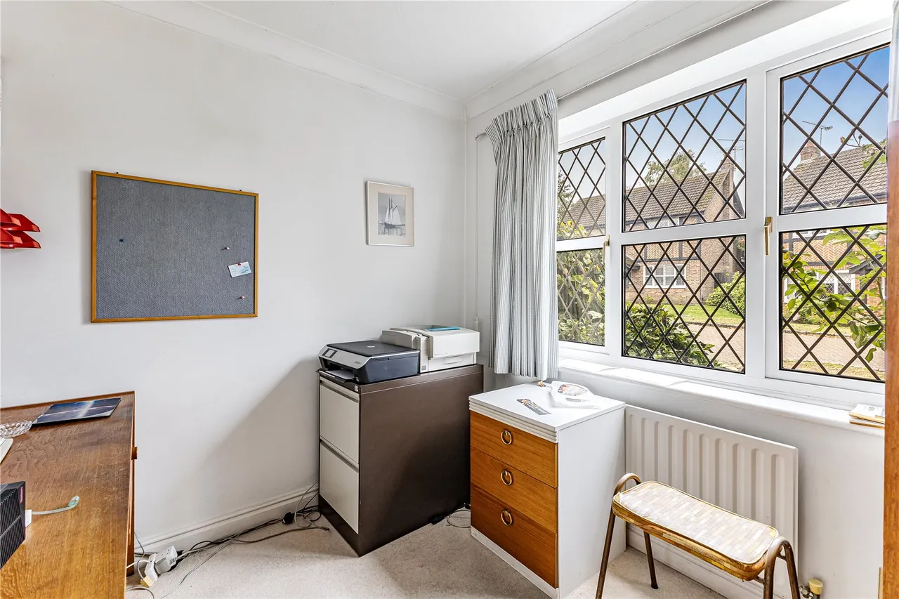 Strawberry Fields, Bisley, GU24, photo 7