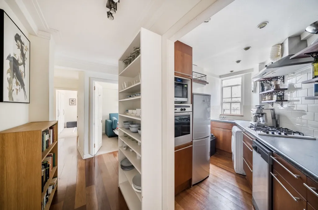 Eton College Road, London, NW3, photo 8