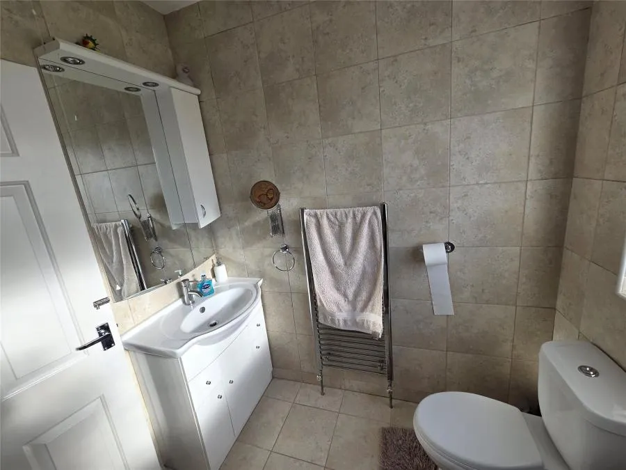 High Street, Winterbourne, BS36, photo 11