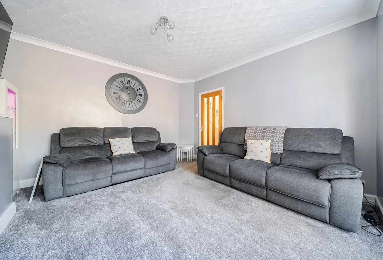 High Street, Gloucestershire, Winterbourne, BS36 1RD, photo 11