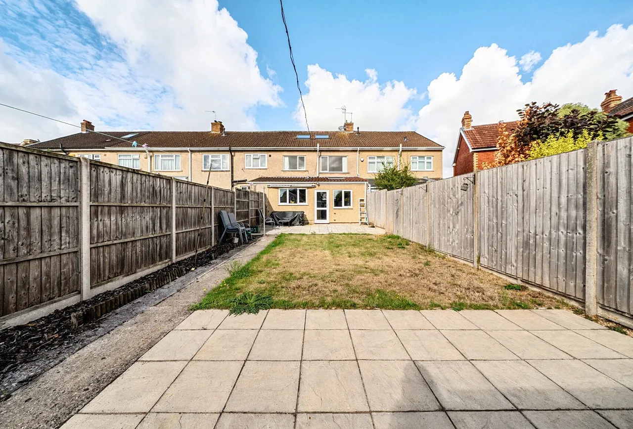 High Street, Gloucestershire, Winterbourne, BS36 1RD, photo 4