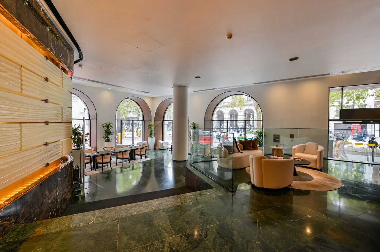 512 Marconi House, 336-337 Strand, London, photo 11