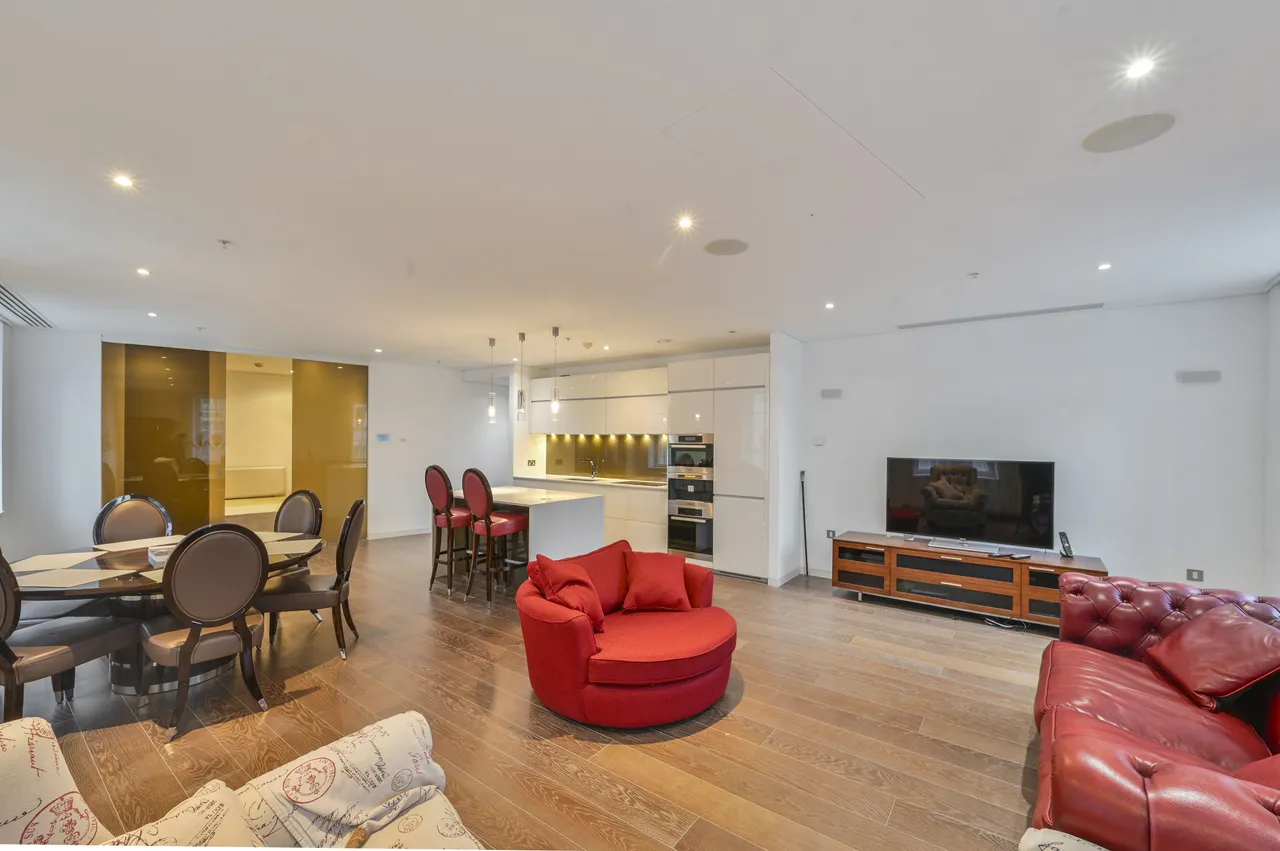 512 Marconi House, 336-337 Strand, London, photo 4