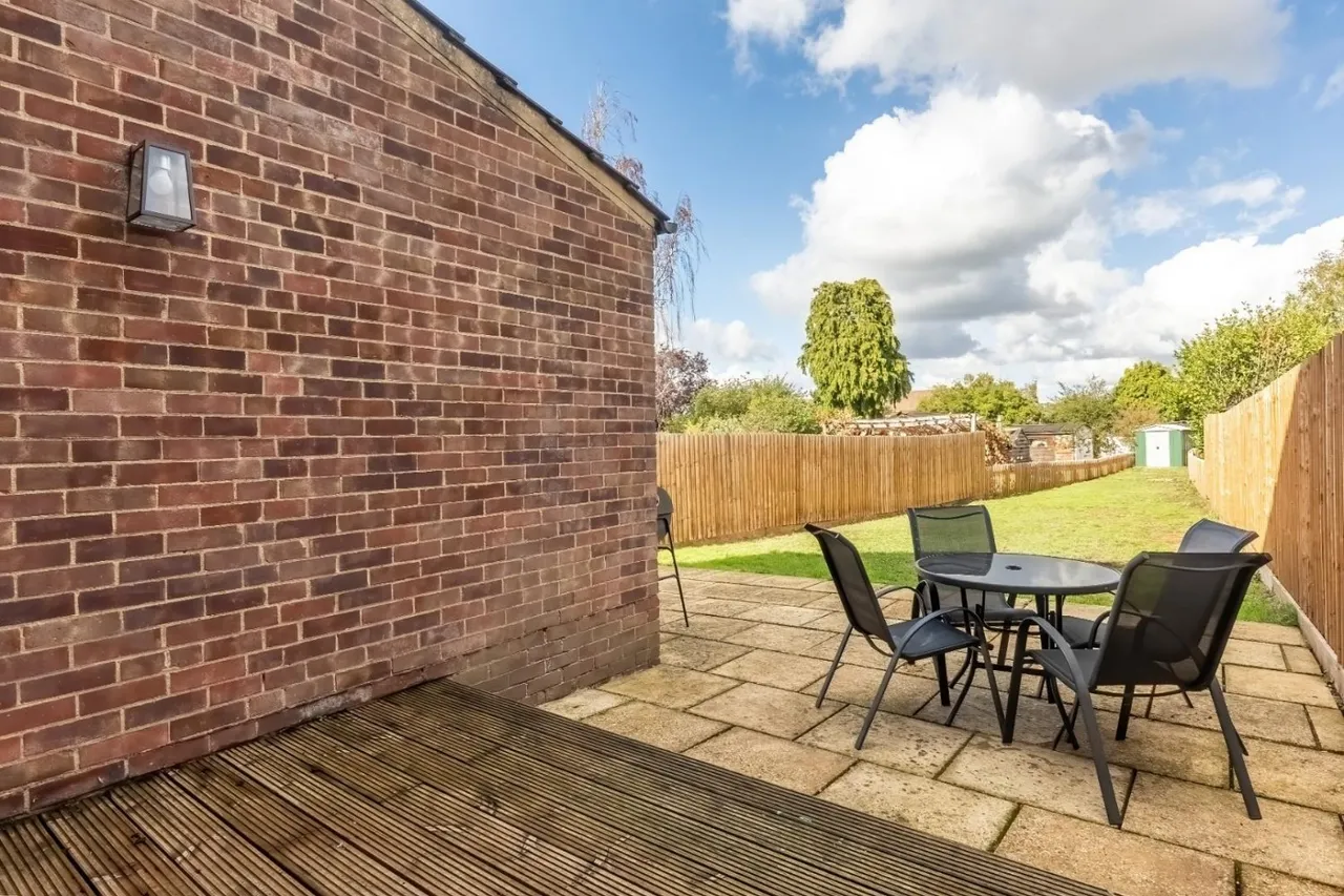Roosevelt Avenue, Leighton Buzzard, LU7, photo 16