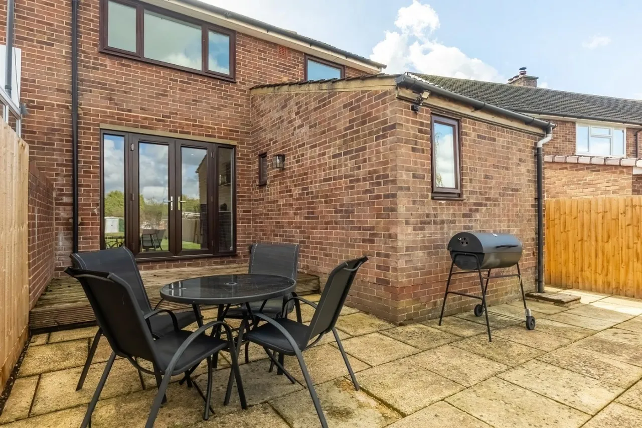 Roosevelt Avenue, Leighton Buzzard, LU7, photo 17