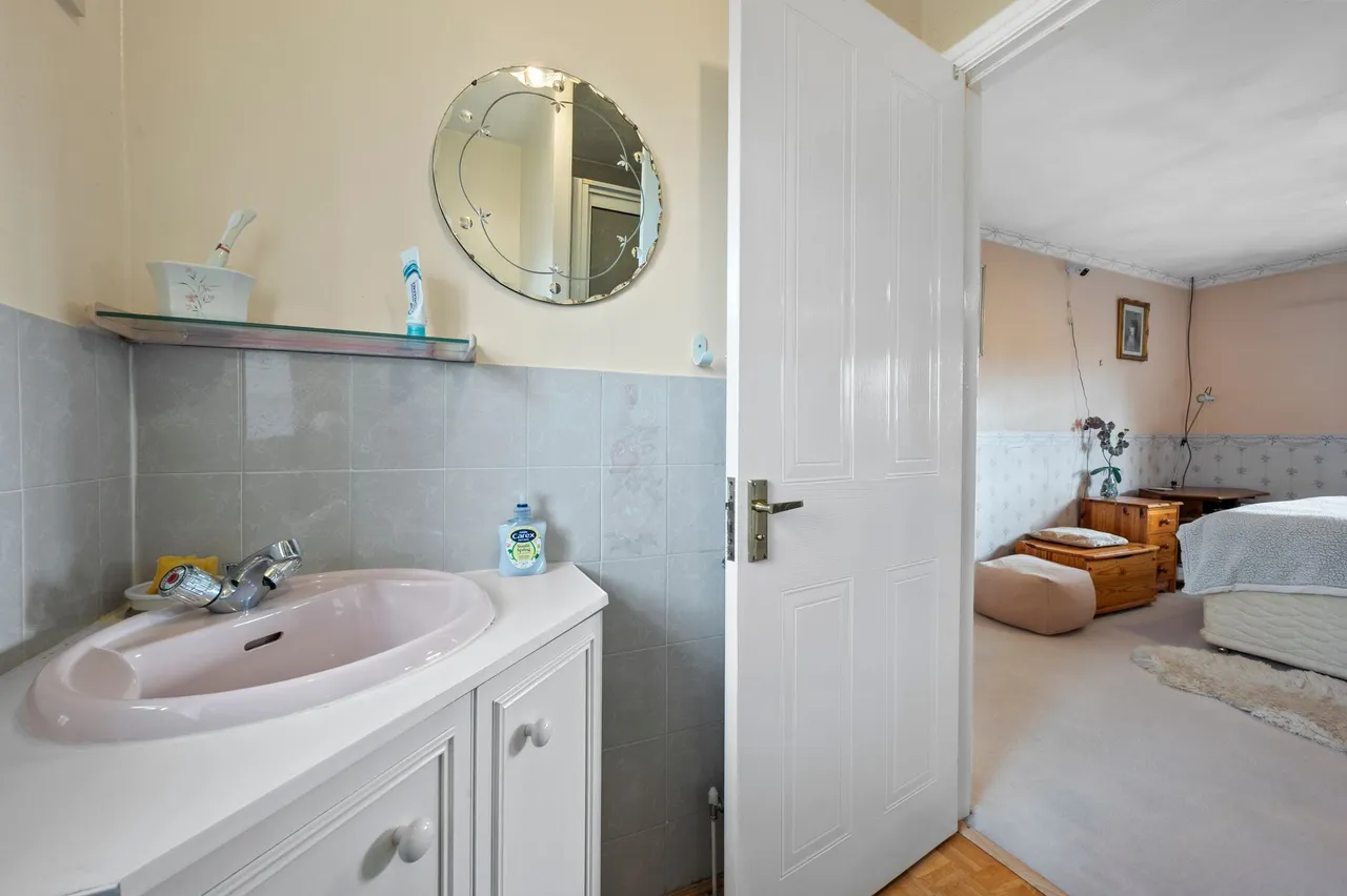 Lincoln Close, Woolston, Warrington, Warrington, WA1 4LU, photo 21