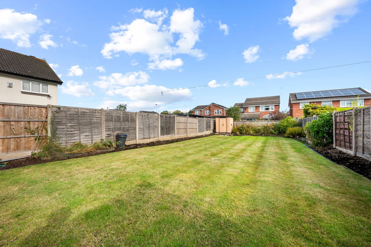 Lincoln Close, Woolston, Warrington, Warrington, WA1 4LU, photo 35