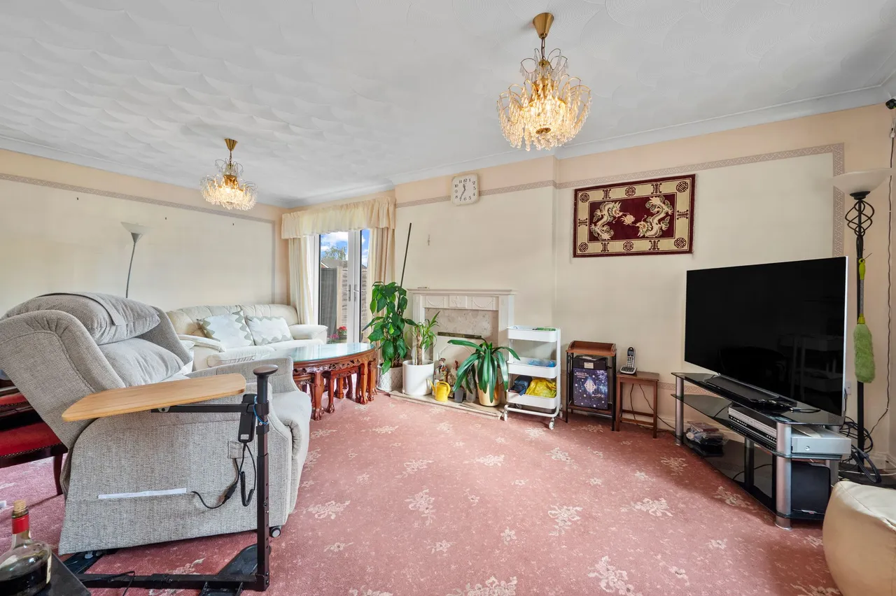 Lincoln Close, Woolston, Warrington, Warrington, WA1 4LU, photo 4