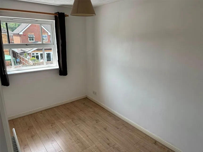 Dupre Close, Cippenham, Slough, SL1, photo 5