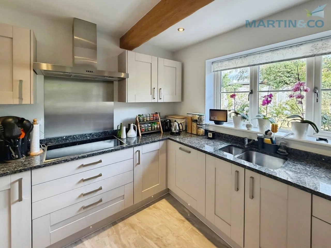 Hilton Court, Saxilby, photo 10