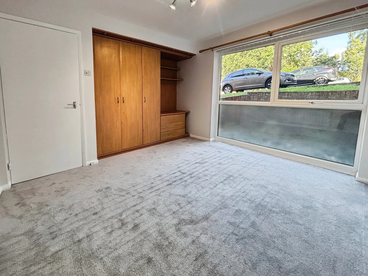 Fairview Gardens, Farnham, GU9, photo 5