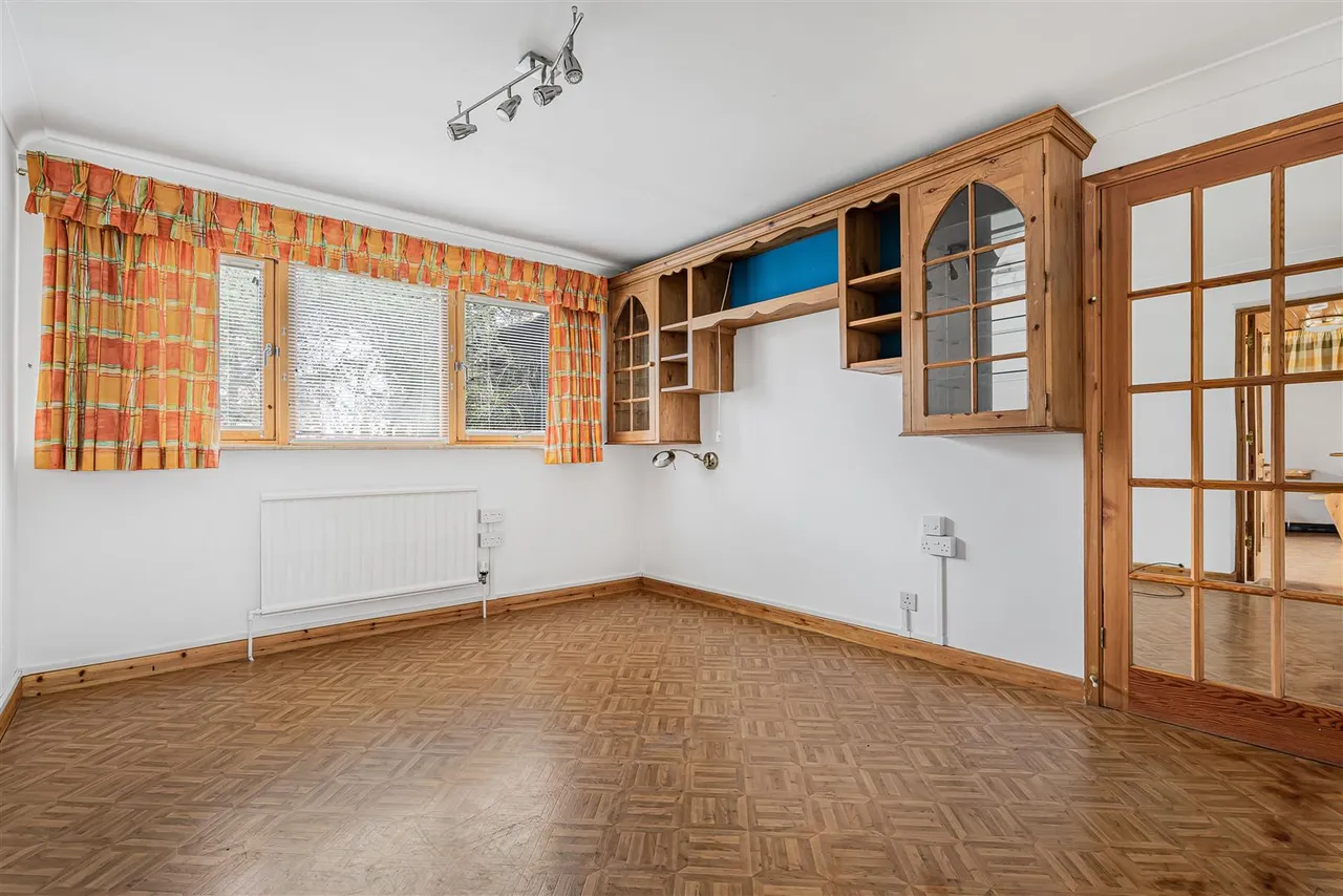 Vicarage Road, Waresley, SG19, photo 23