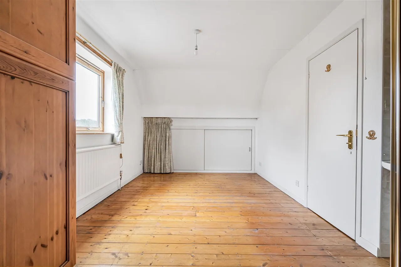 Vicarage Road, Waresley, SG19, photo 14