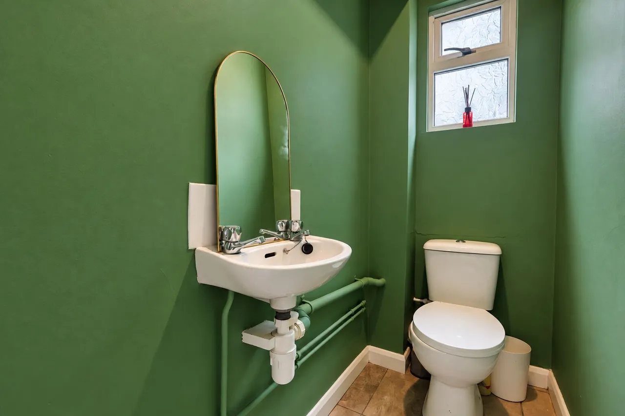 Peterborough Avenue, High Wycombe, HP13, photo 11
