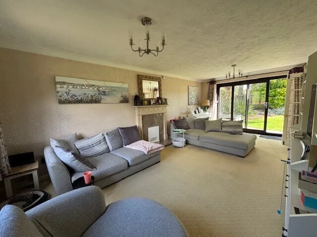 Rectory Close, Eastbourne, BN20, photo 2