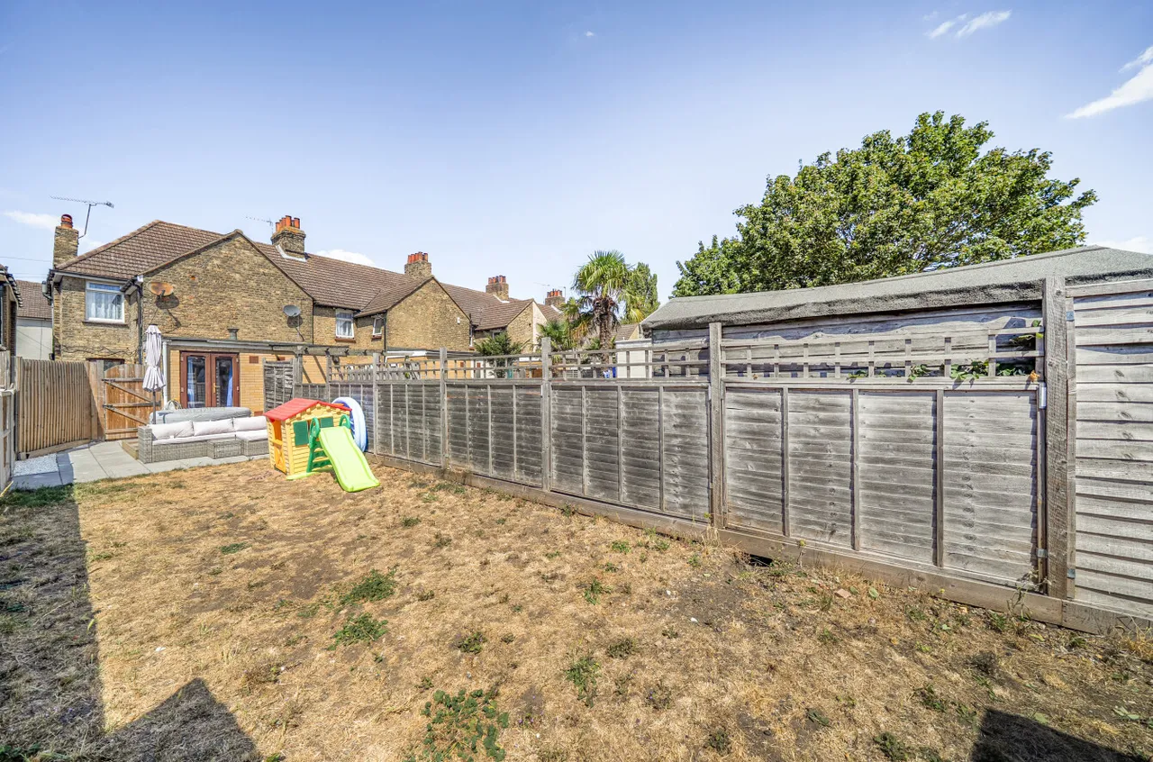 Broomfield Road, Swanscombe, DA10, photo 16