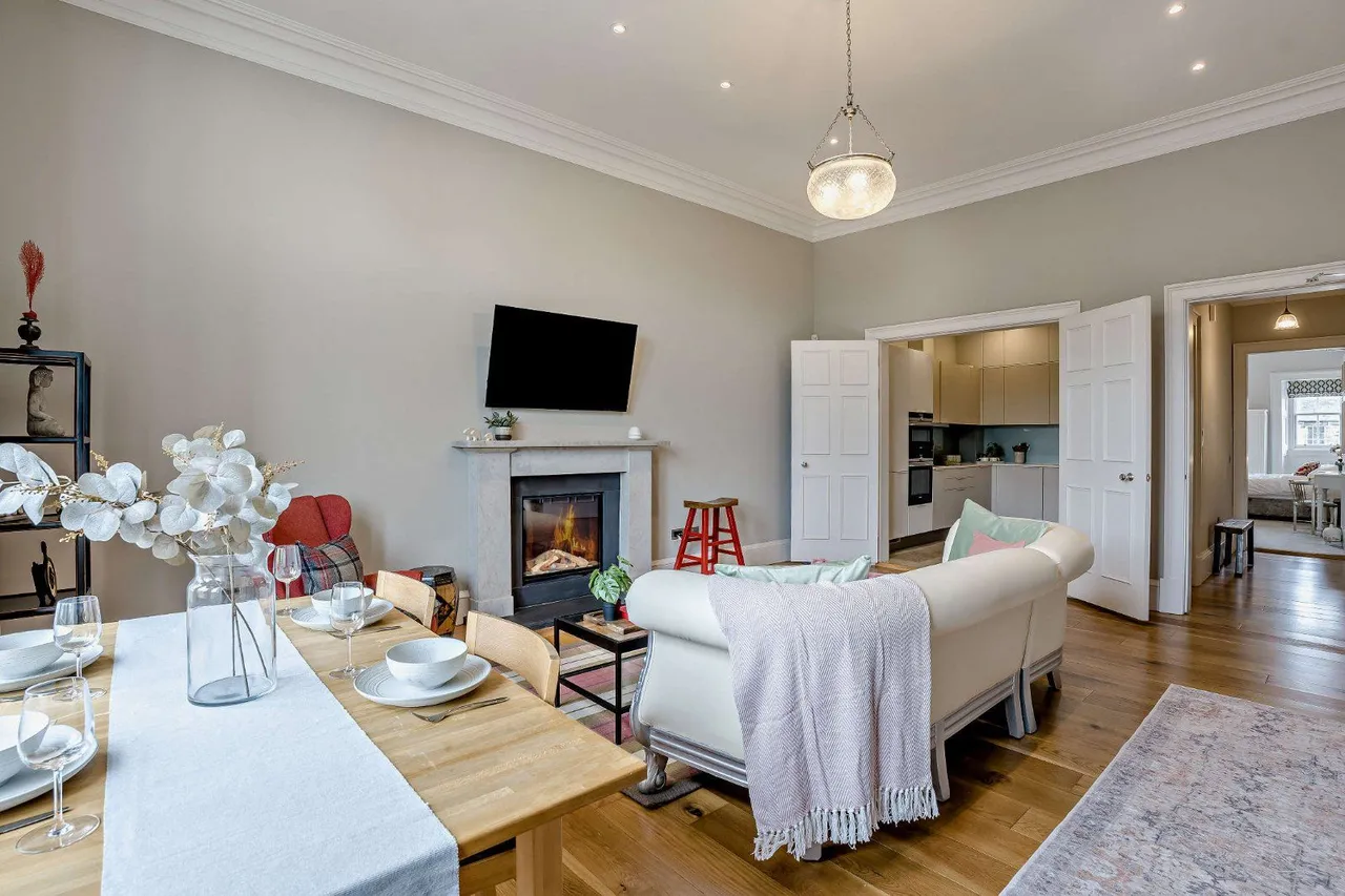 Drumsheugh Gardens, Edinburgh, Midlothian, EH3 7QJ, photo 8
