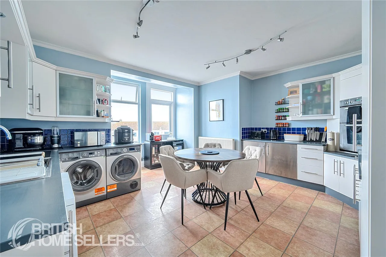 St. Thomas Road, Newquay, TR7, photo 15