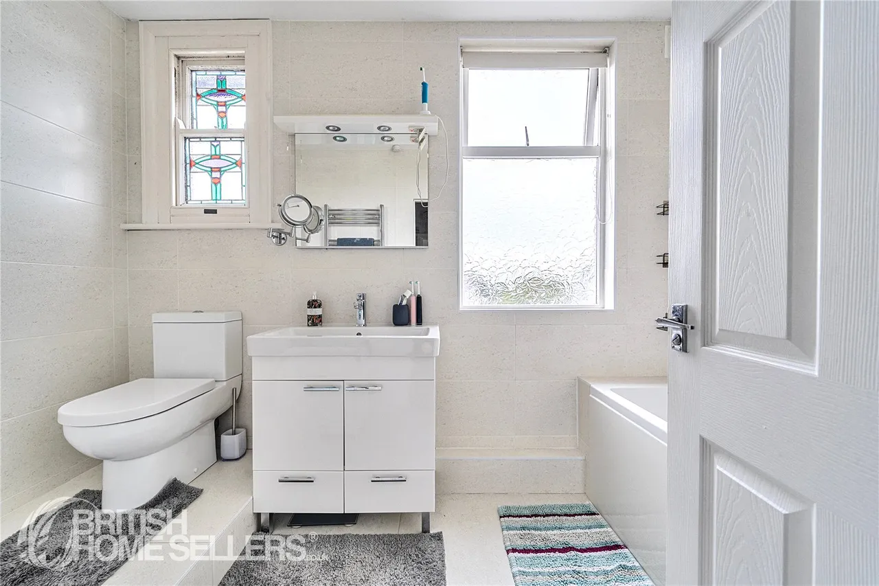 St. Thomas Road, Newquay, TR7, photo 14