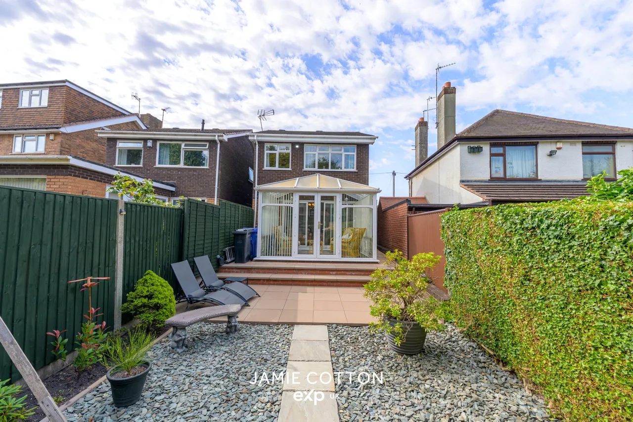 High Street, Pensnett, DY5, photo 20