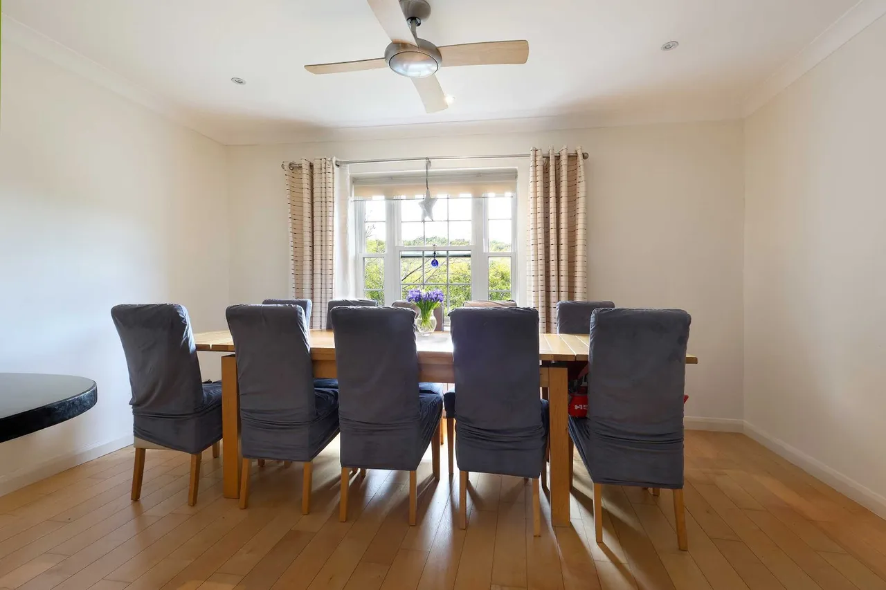 Silverdale Close, Penn, HP10, photo 5