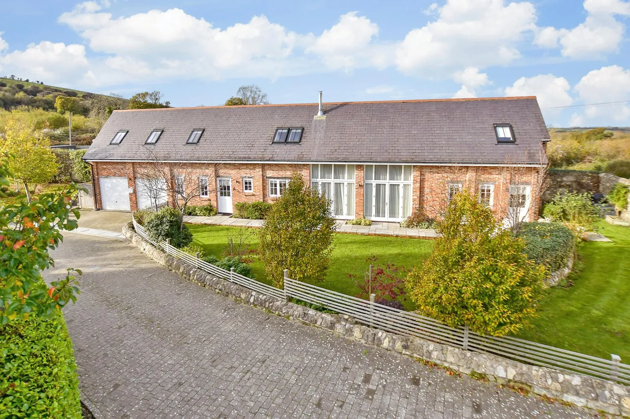4 bed barn conversion for sale, Bembridge, PO35