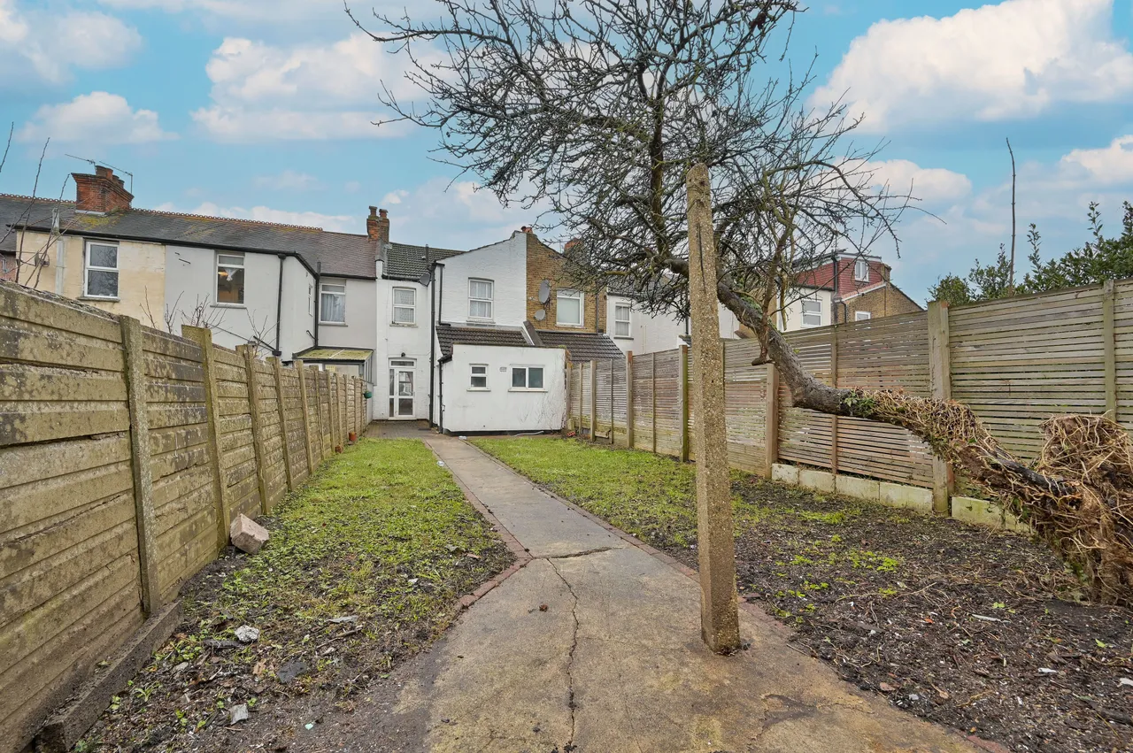 Harrow, HA3, photo 18