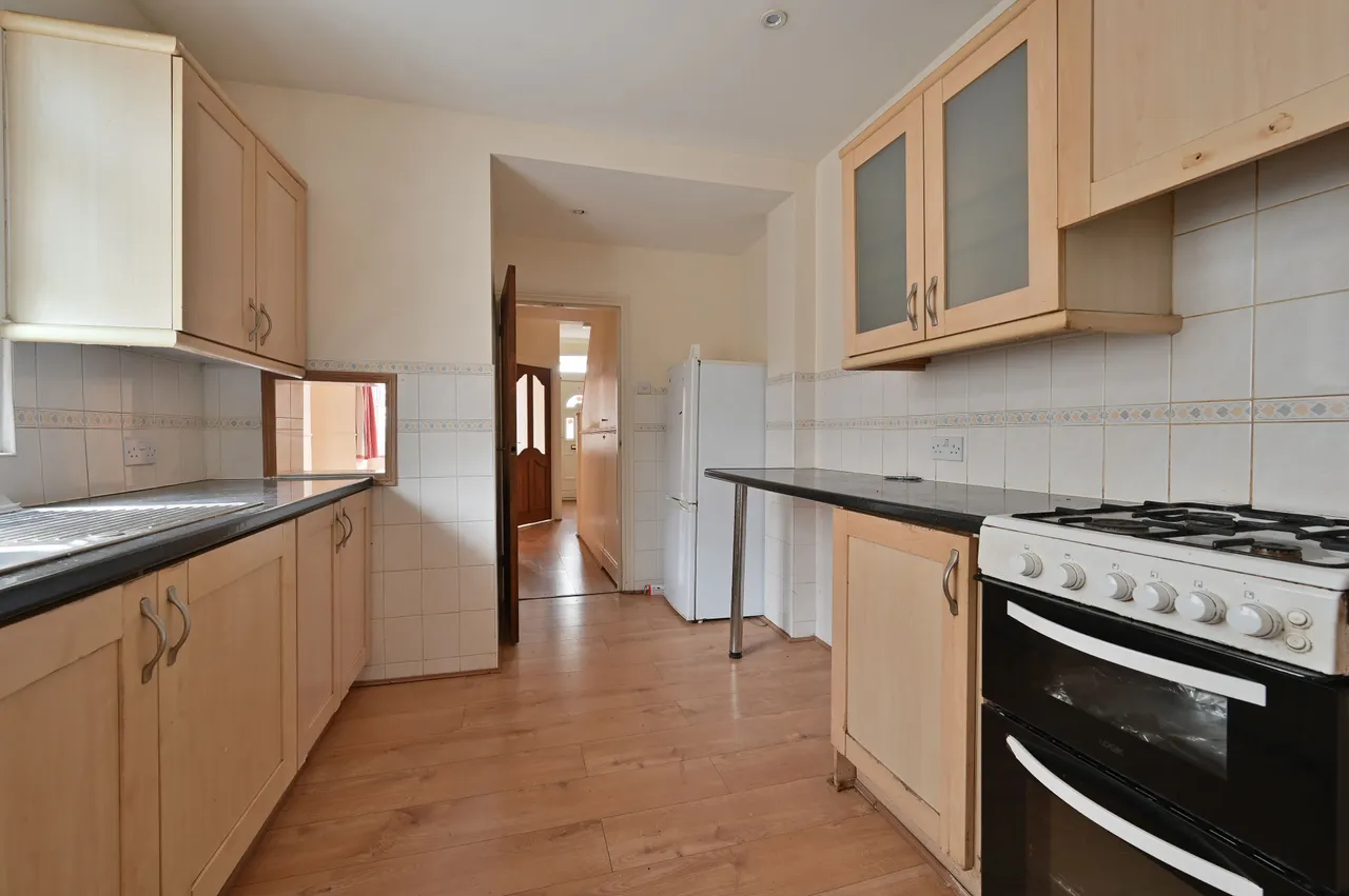 Harrow, HA3, photo 7