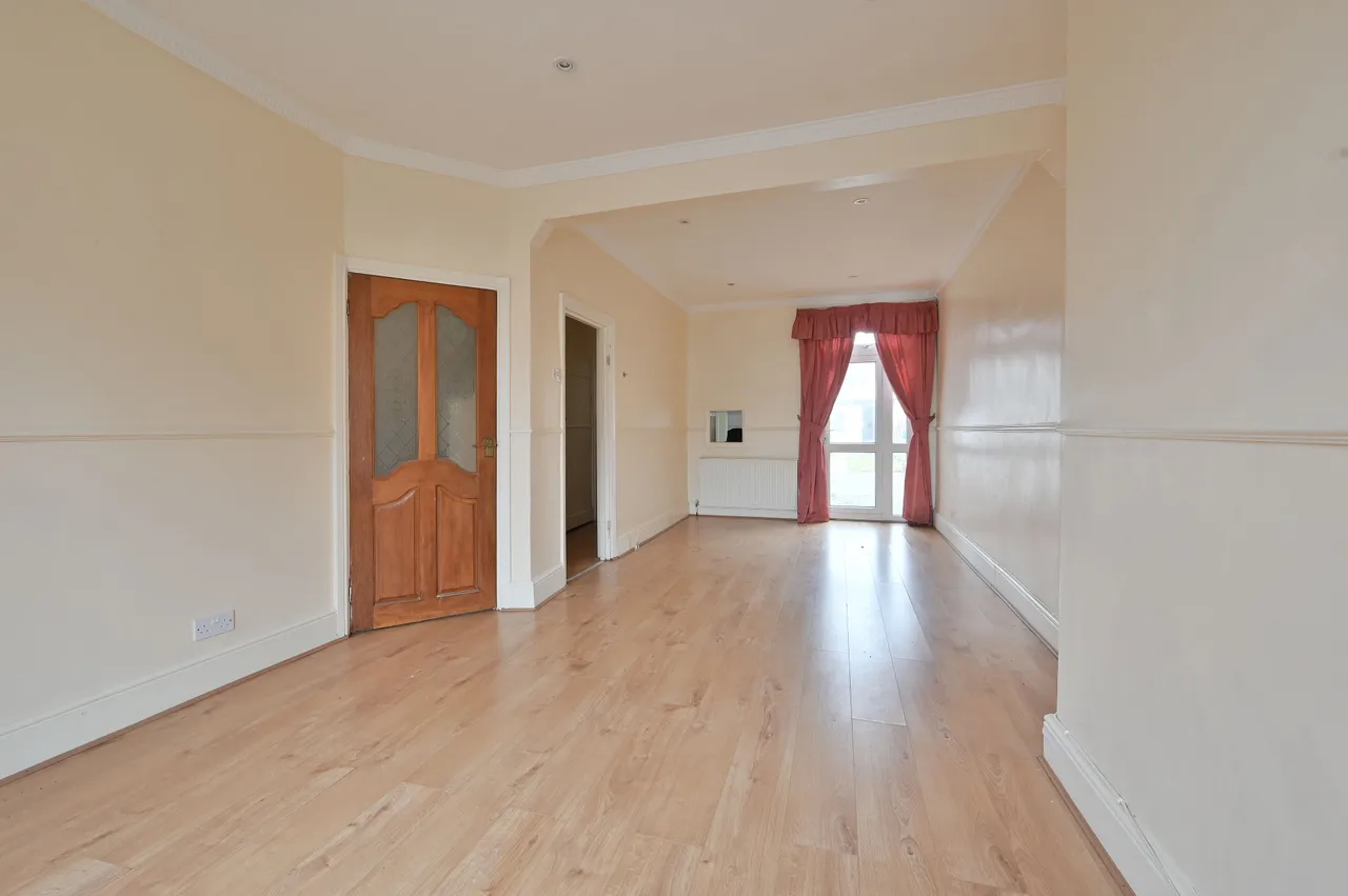 Harrow, HA3, photo 4