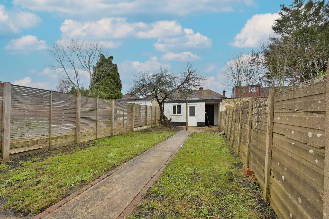 Harrow, HA3, photo 16