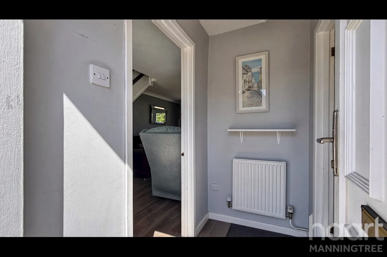 Cotman Avenue, Lawford, CO11, photo 2