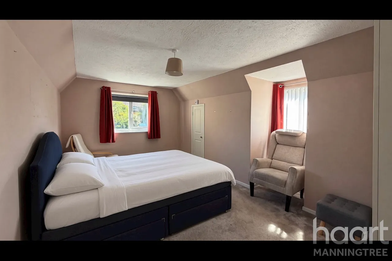 Cotman Avenue, Lawford, CO11, photo 10