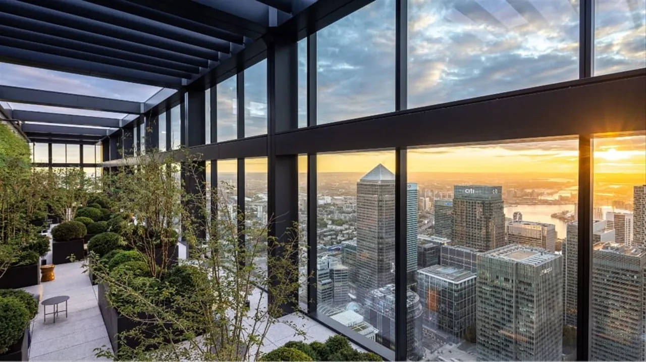 Marsh Wall, Canary Wharf, photo 11