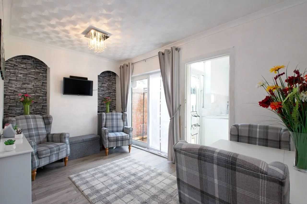 Priory Close, Dartford, photo 2