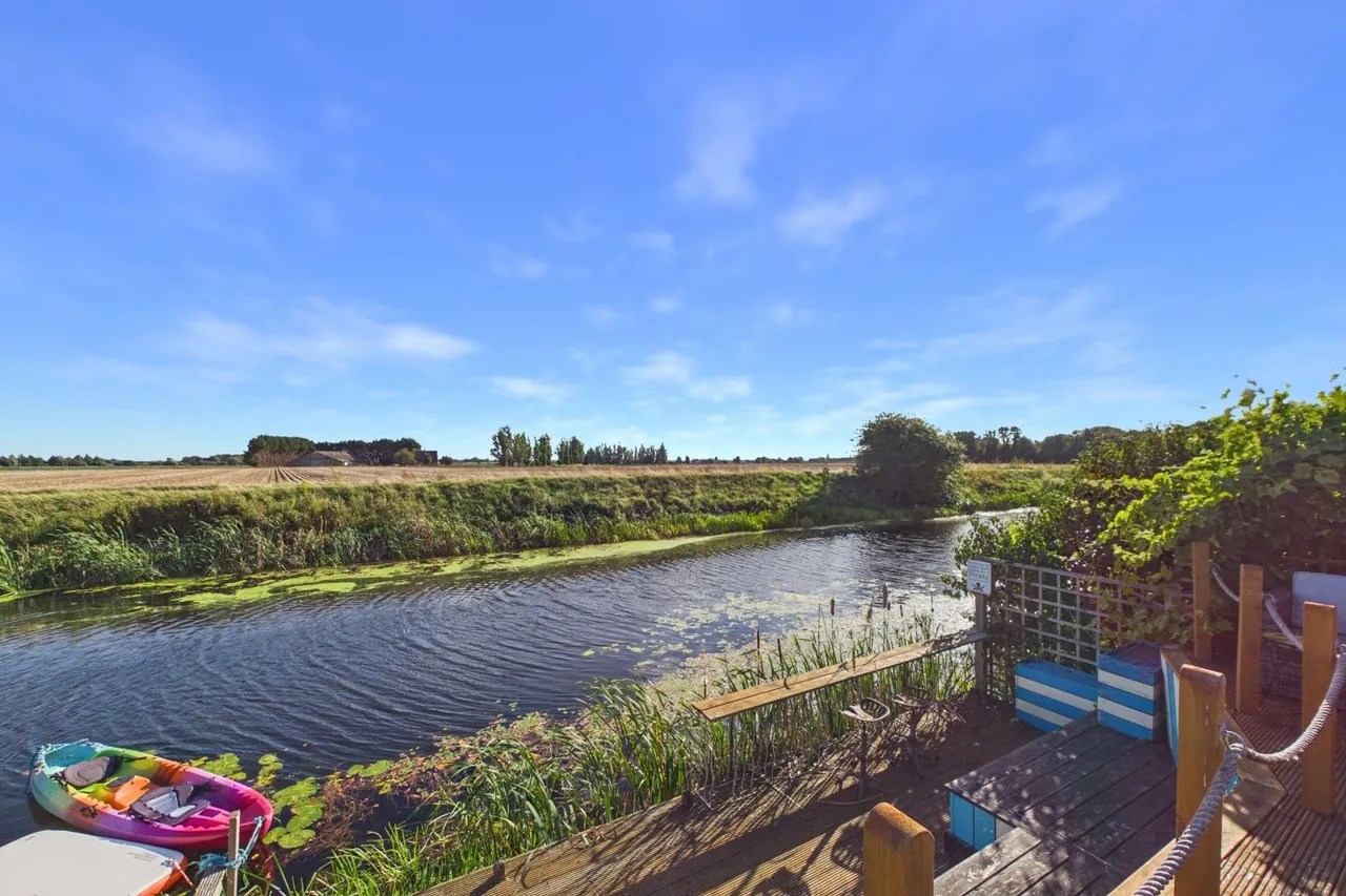 Station Road, Surfleet, PE11, photo 42