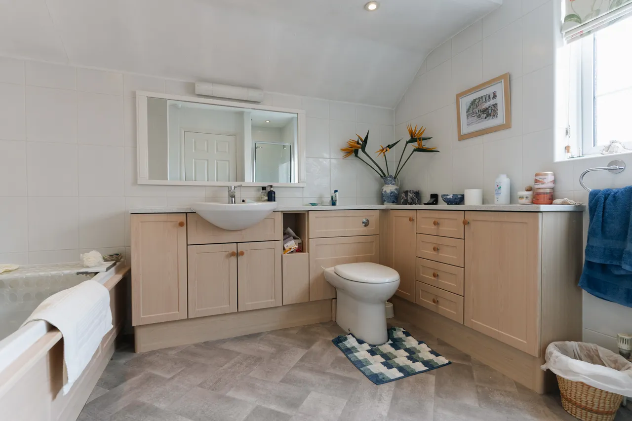 Wellfield Close, Tugby, Leicester, LE7 9WF, photo 12