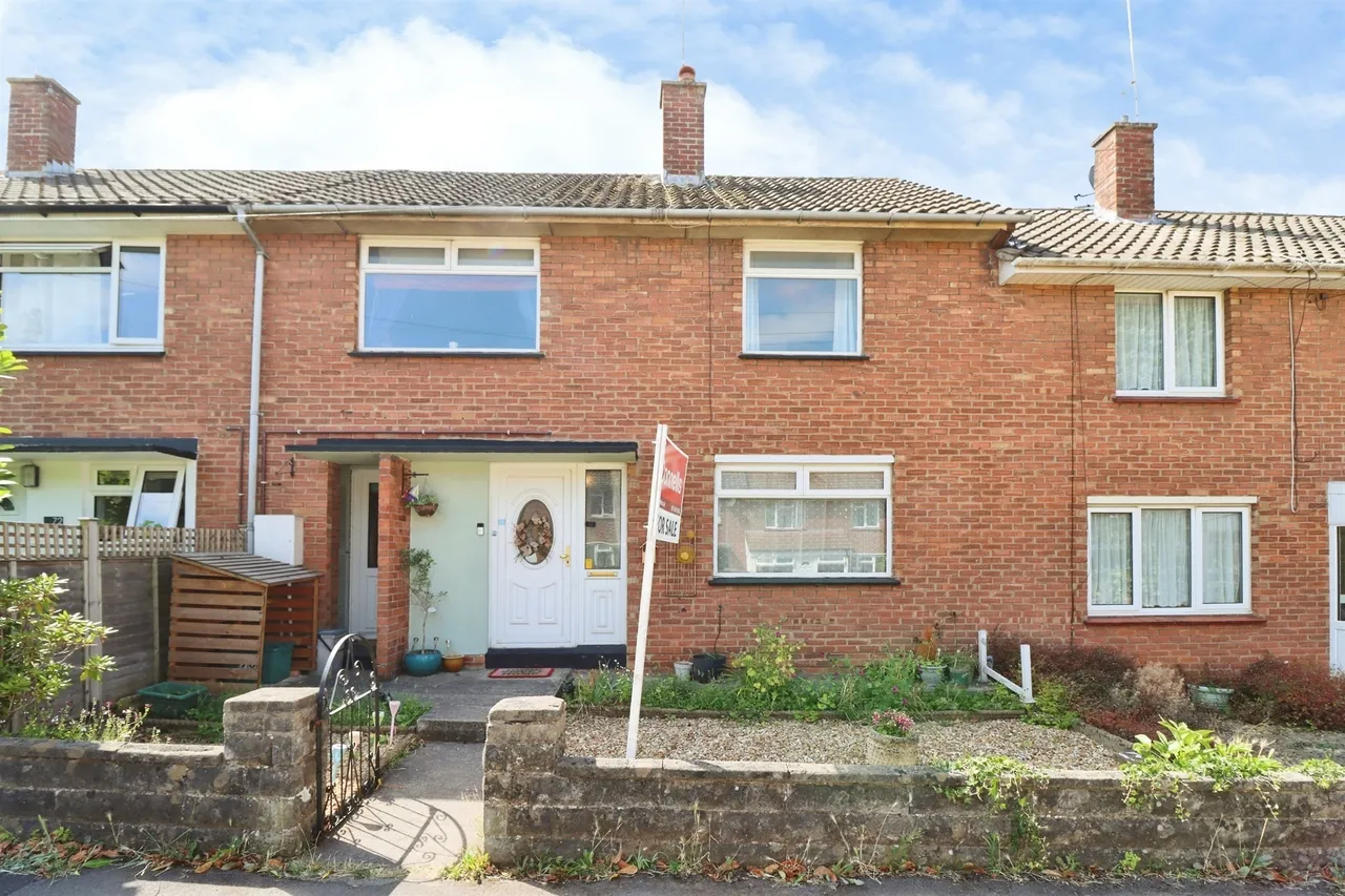 3 bed house for sale, Blackhorse Lane, Bristol, BS16