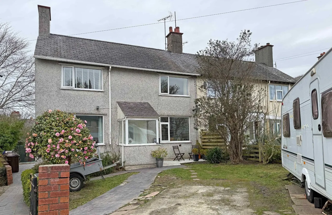 Caernarfon Road, Ban, photo 19