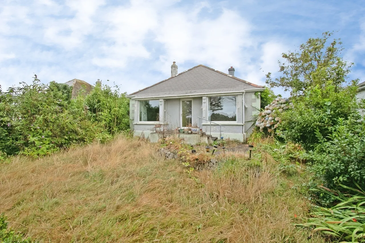 Main Road, Helston, TR13, photo 16